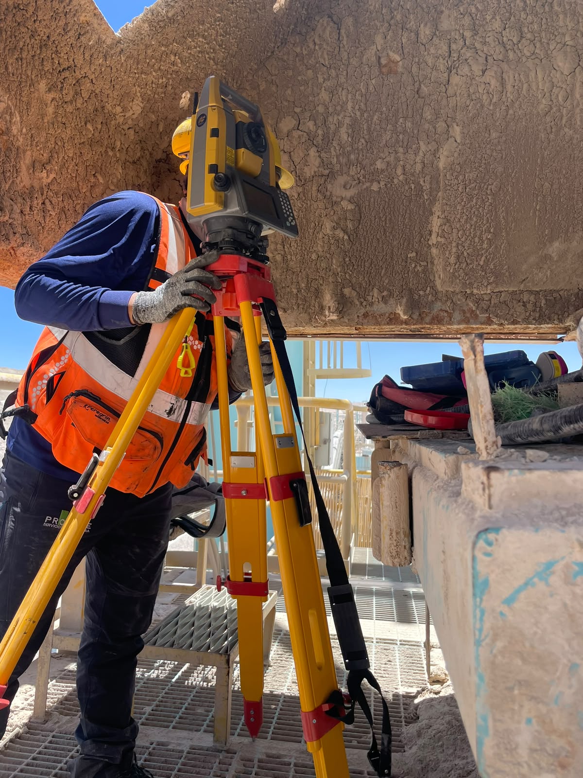 Levantamiento dimensional en planta