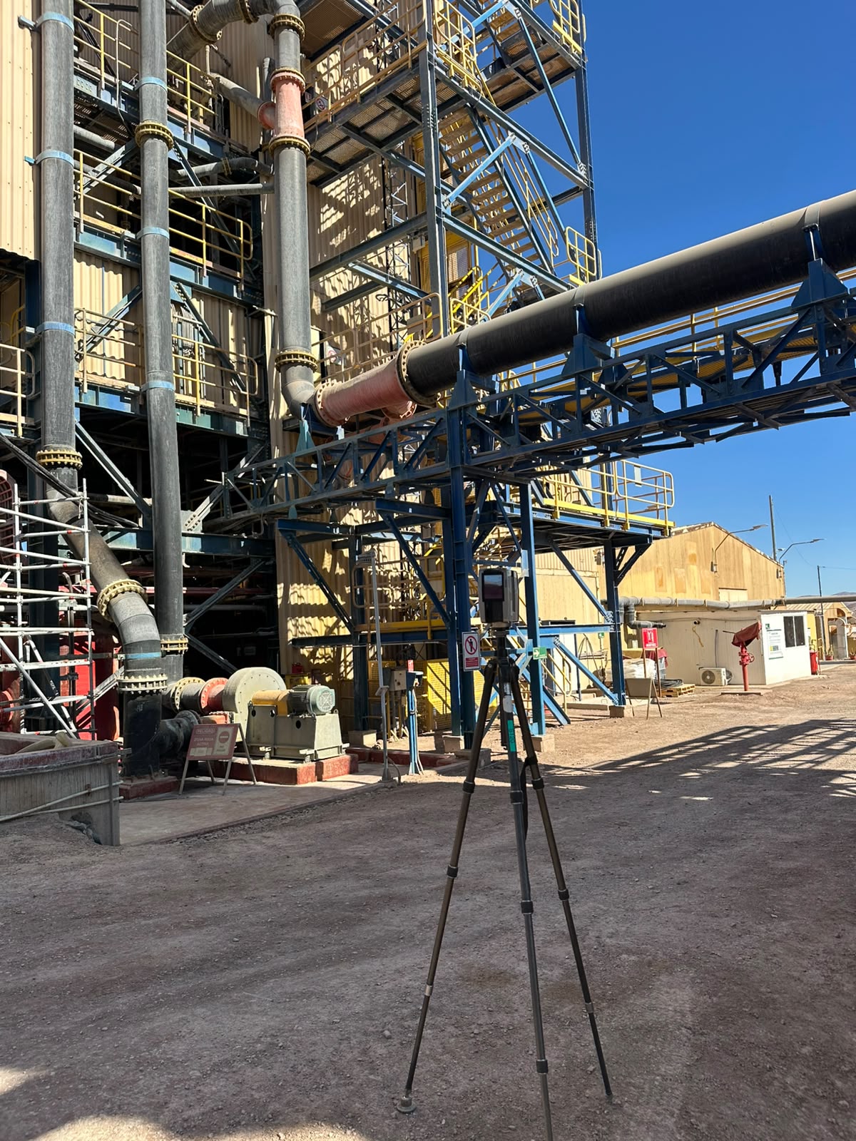 Escaneo 3D de área de proceso